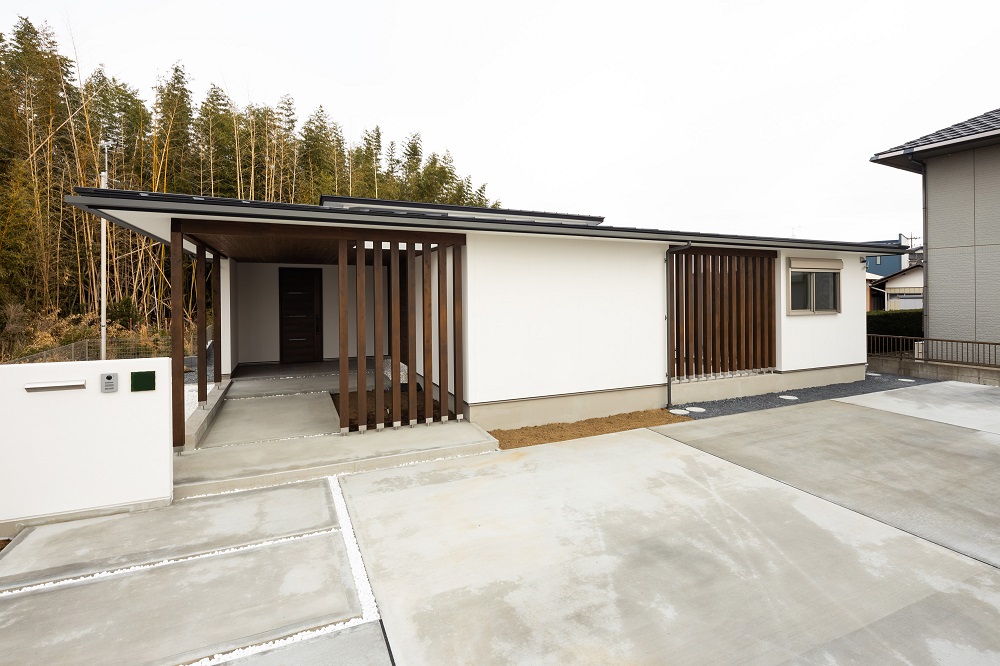 自然を感じる中庭のある平屋 建築事例 茨城県で注文住宅を建てる工務店や施工事例写真を探そう いえすたいる茨城