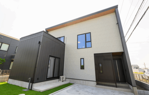 景色と暮らしを楽しむ、2階リビングのシンプルモダン住宅　【Premier（プルミエ）】