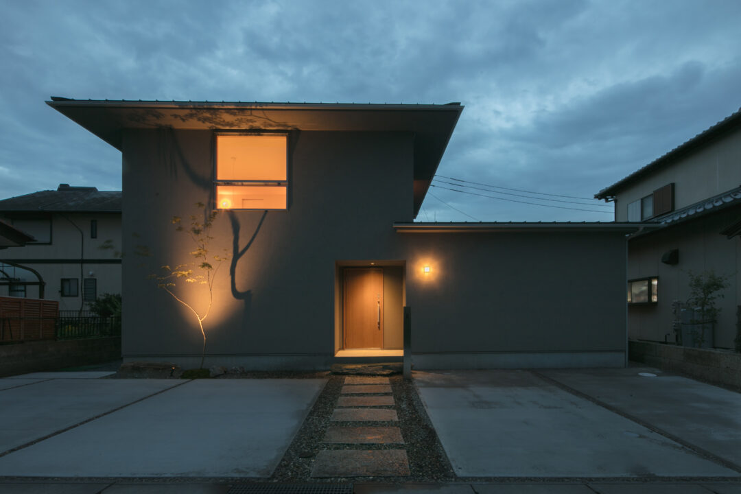 外観　二階建て